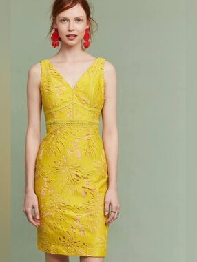 Maeve Anthropologie Gardenia Lace Column Dress V-neck In Bright Yellow Size 2